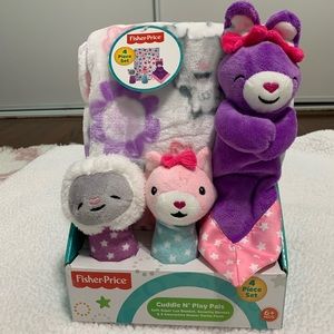 Fisher Price Cuddle n Play 4 piece. 6 months plus
